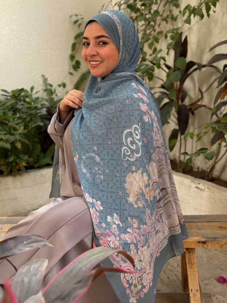 َQebla Scarf