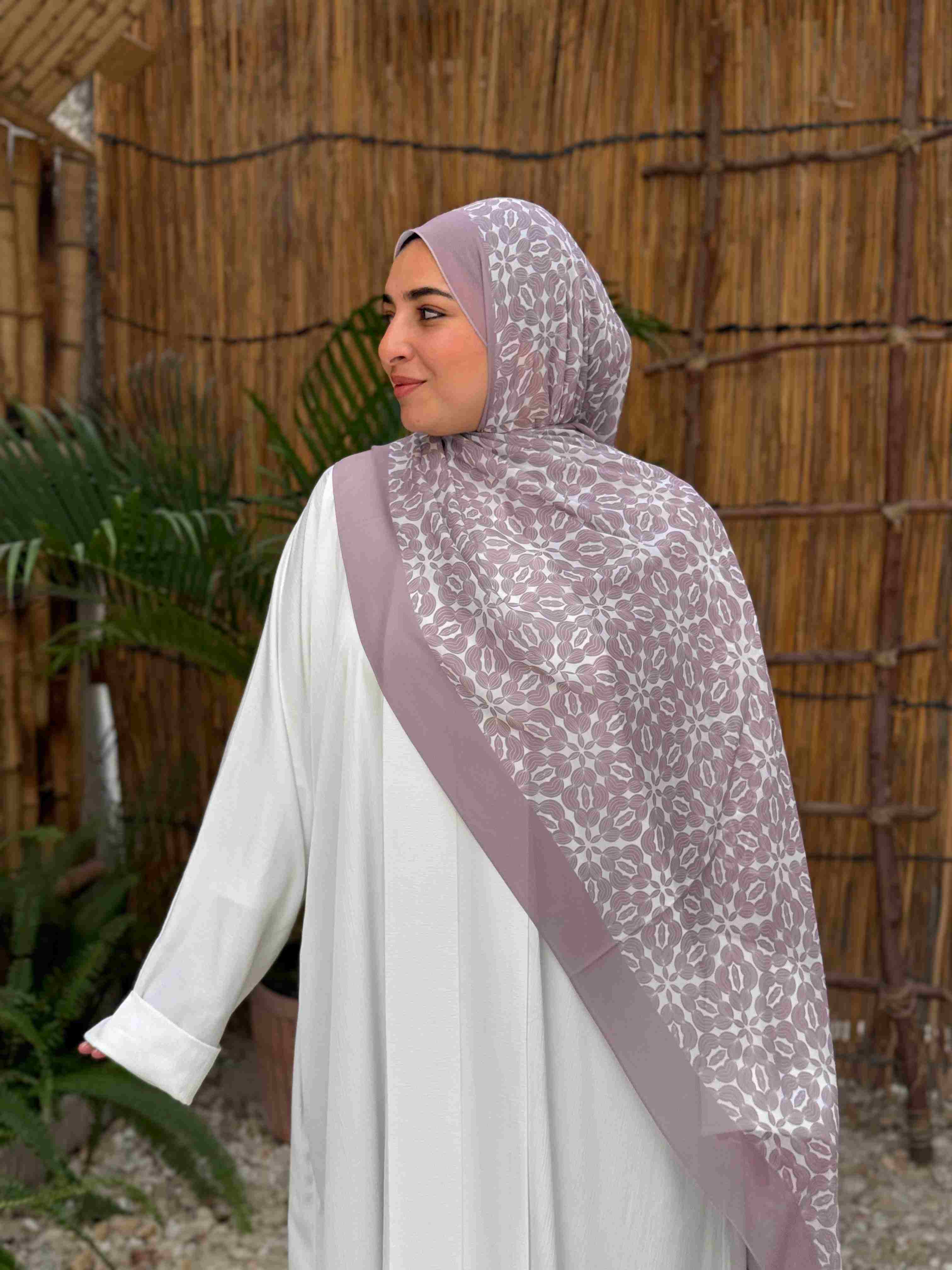 Arabesque scarf