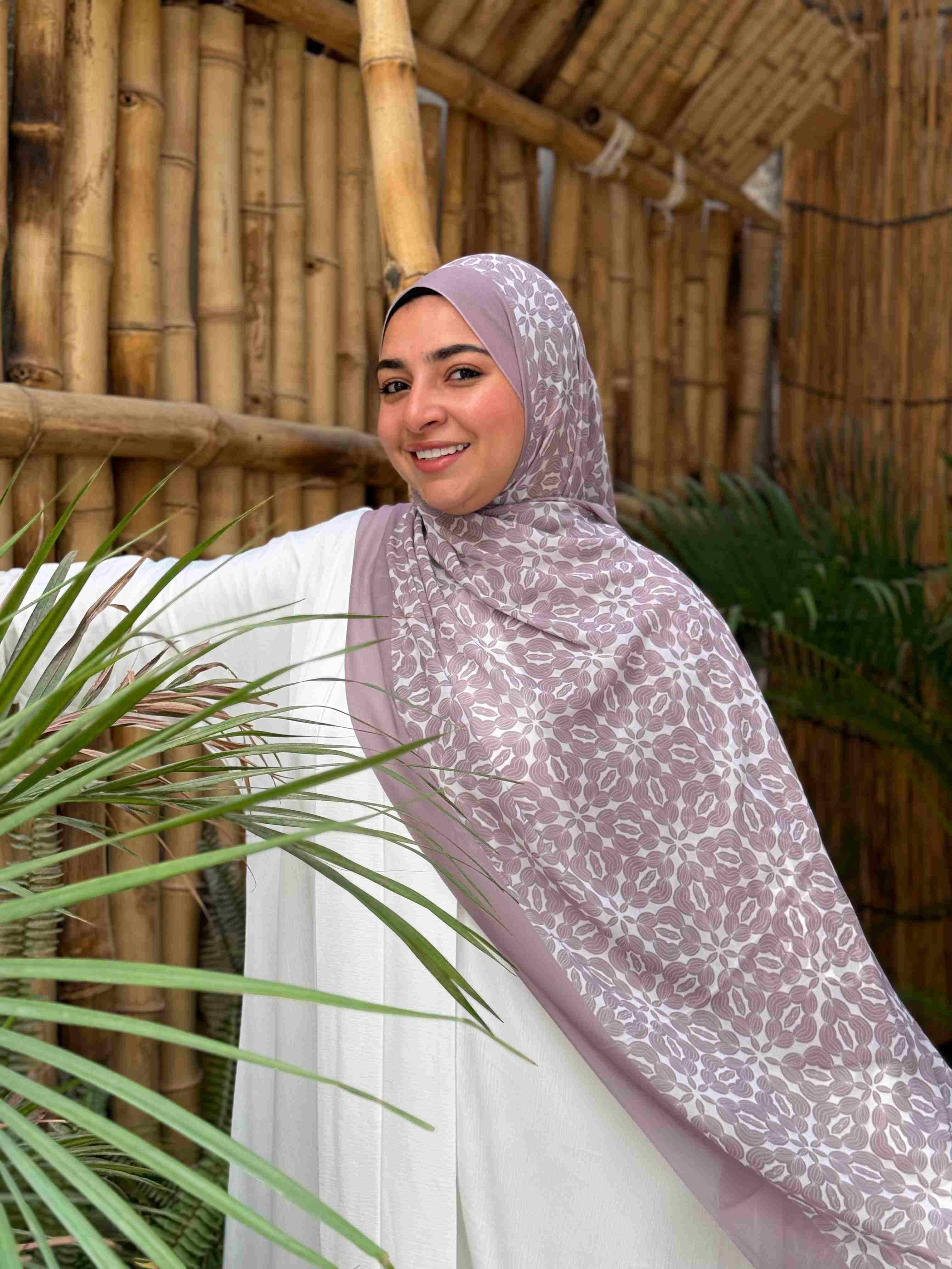 Arabesque scarf