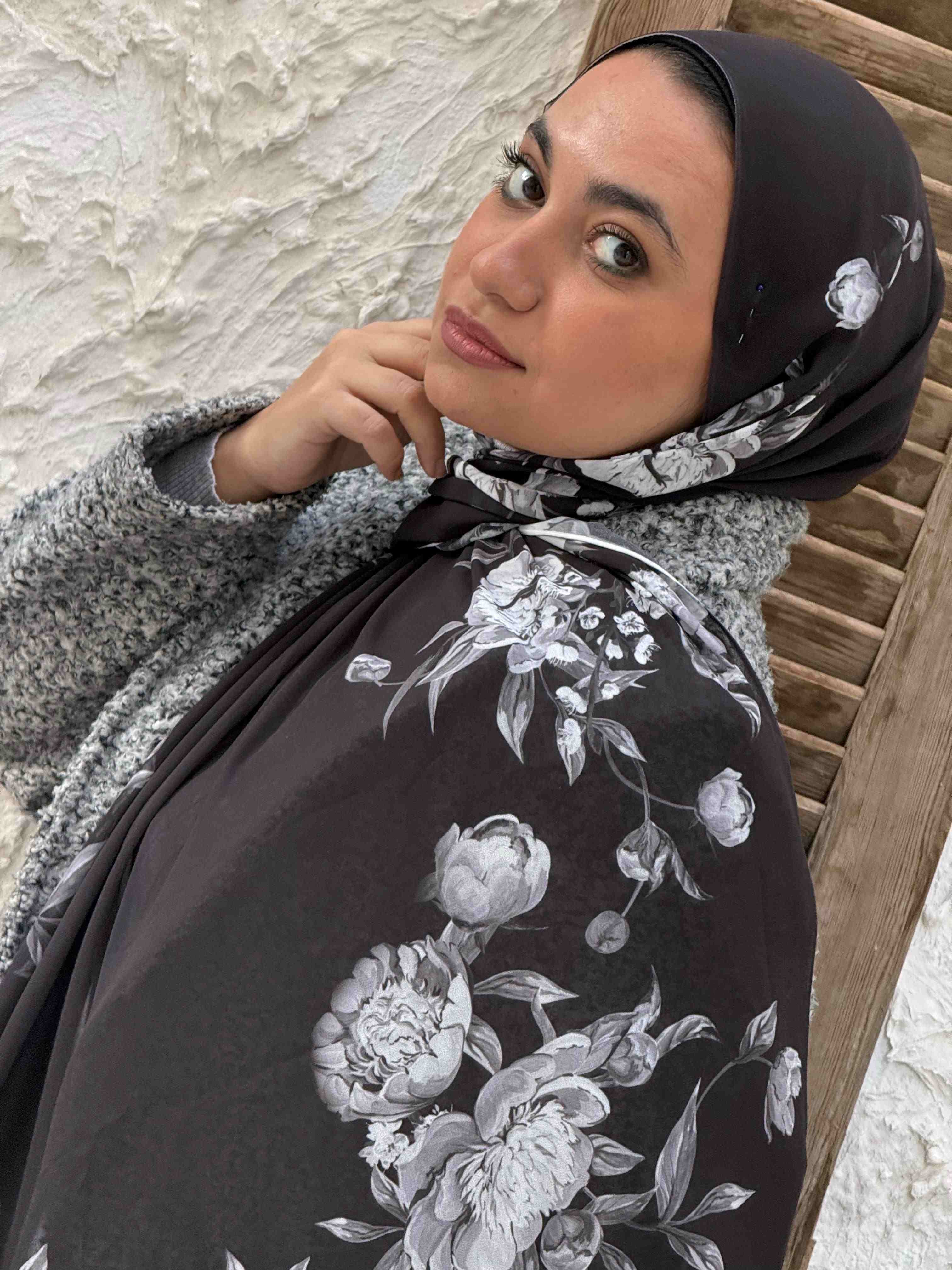 Victoria scarf