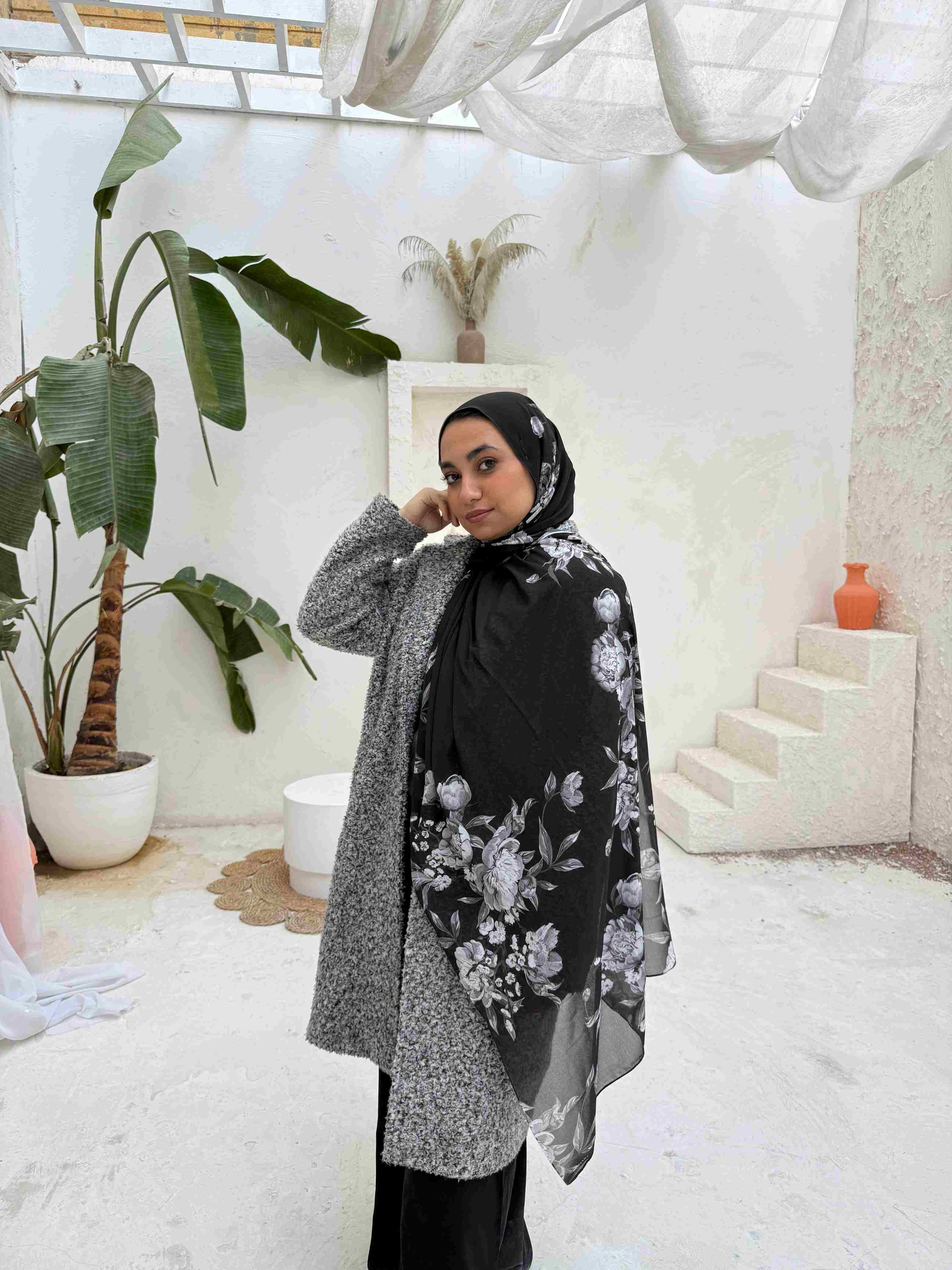 Victoria scarf