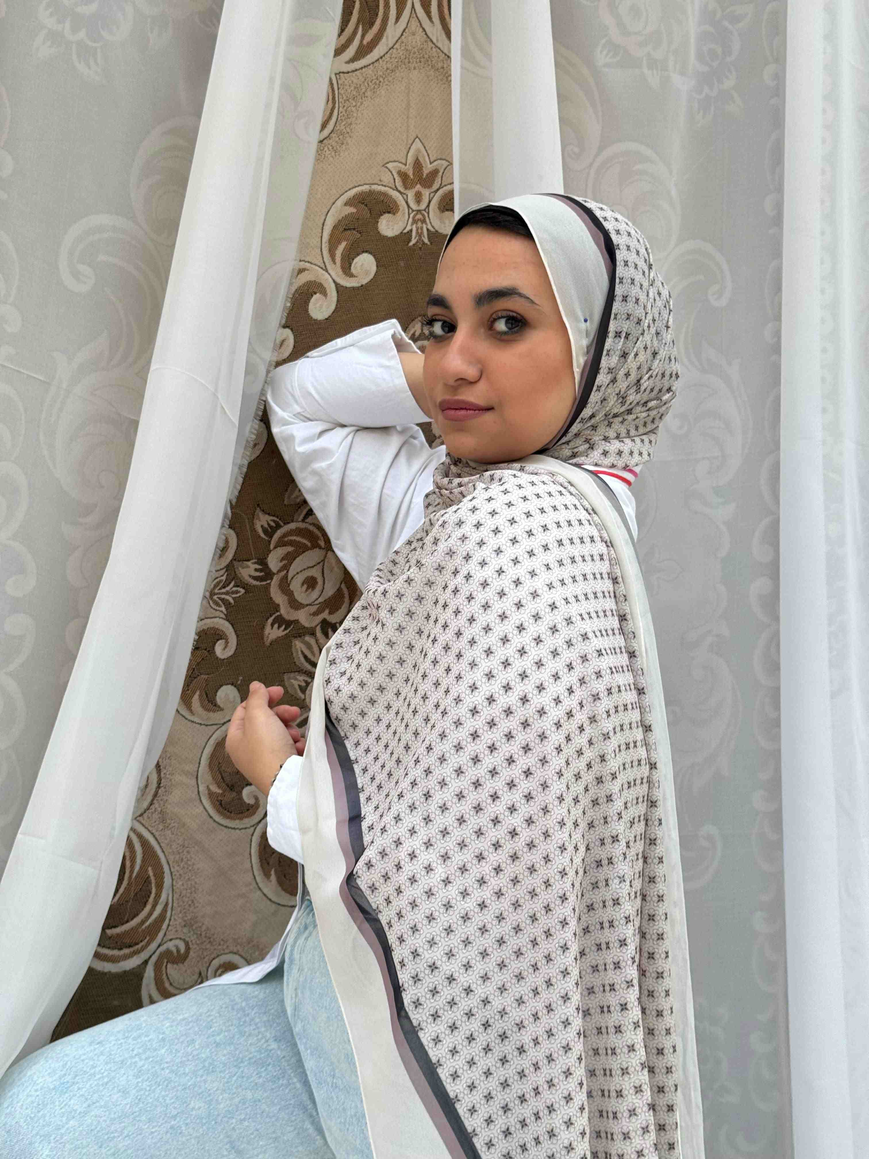 Bilar Scarf