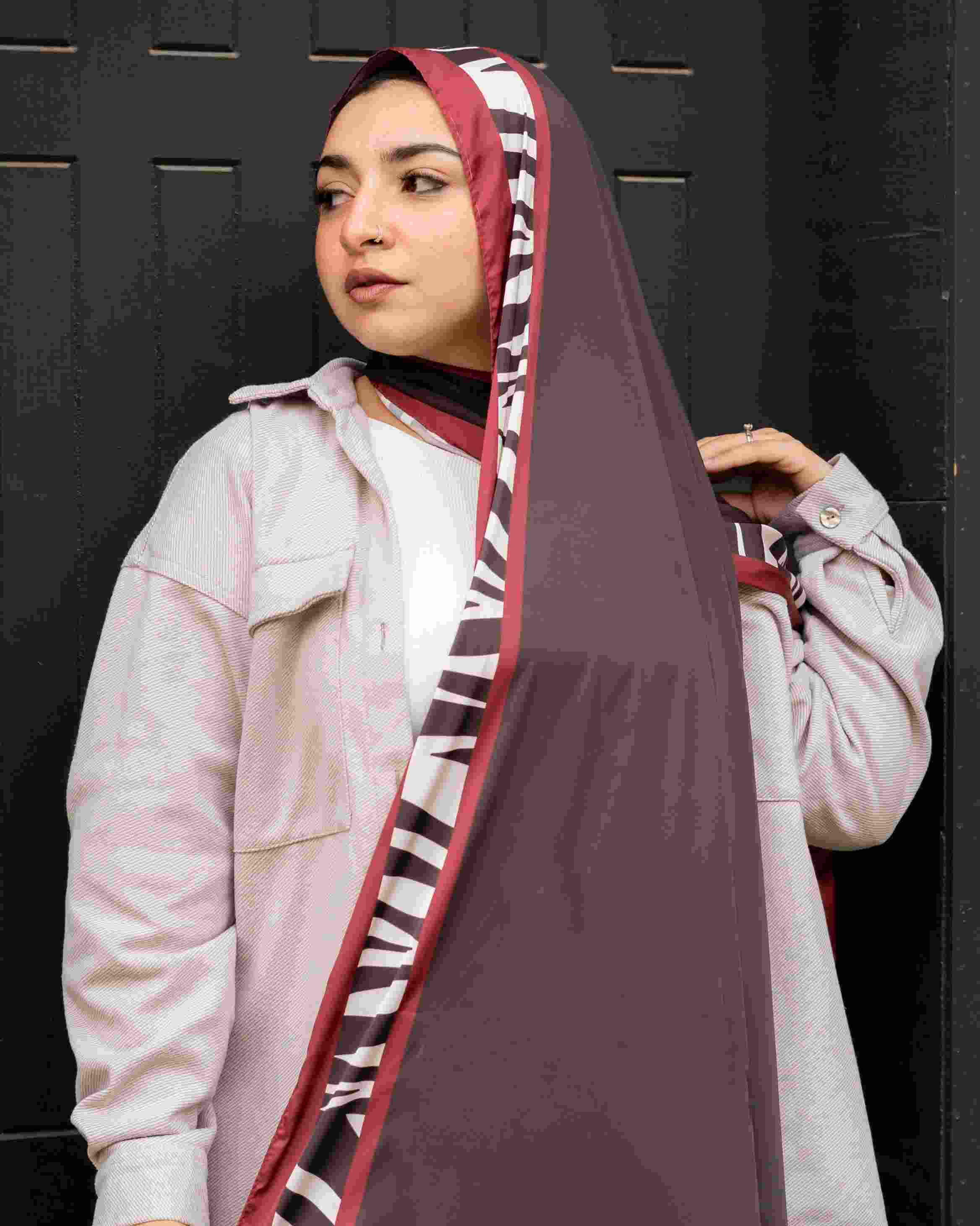 Anaa2 in Satin