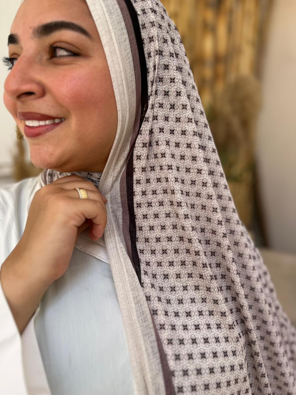 Bilar scarf