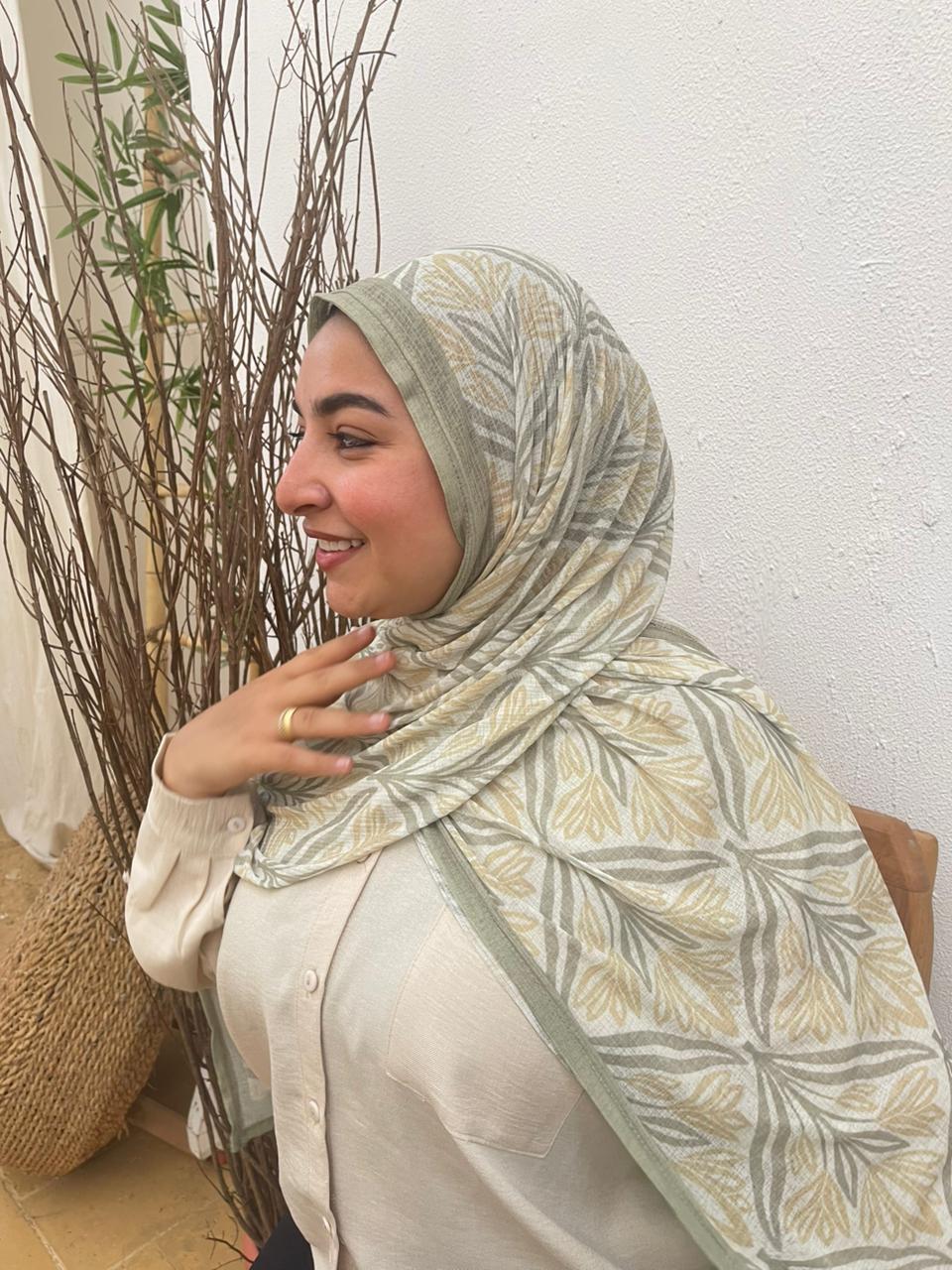 Lora Scarf