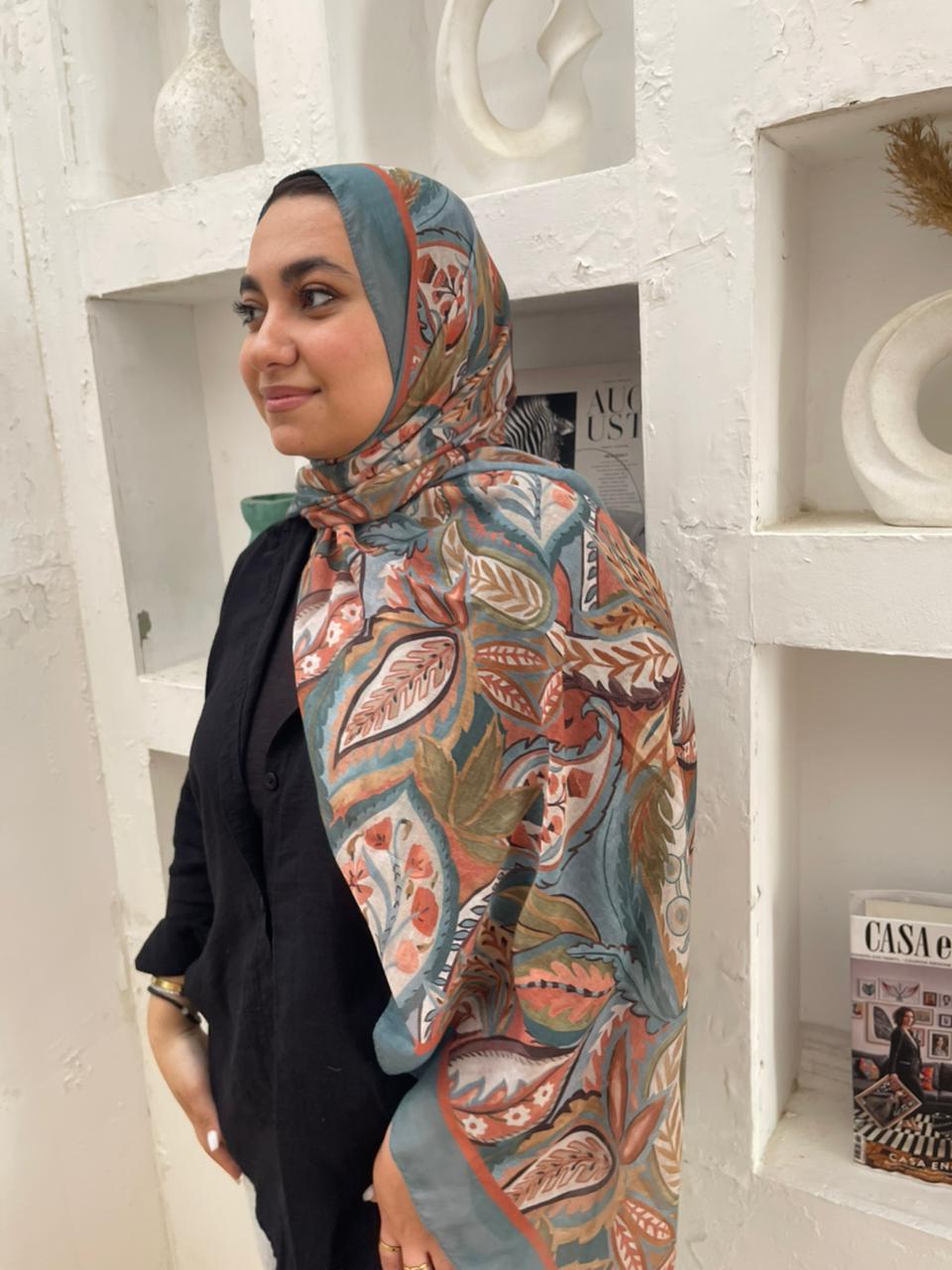 Lefora Scarf