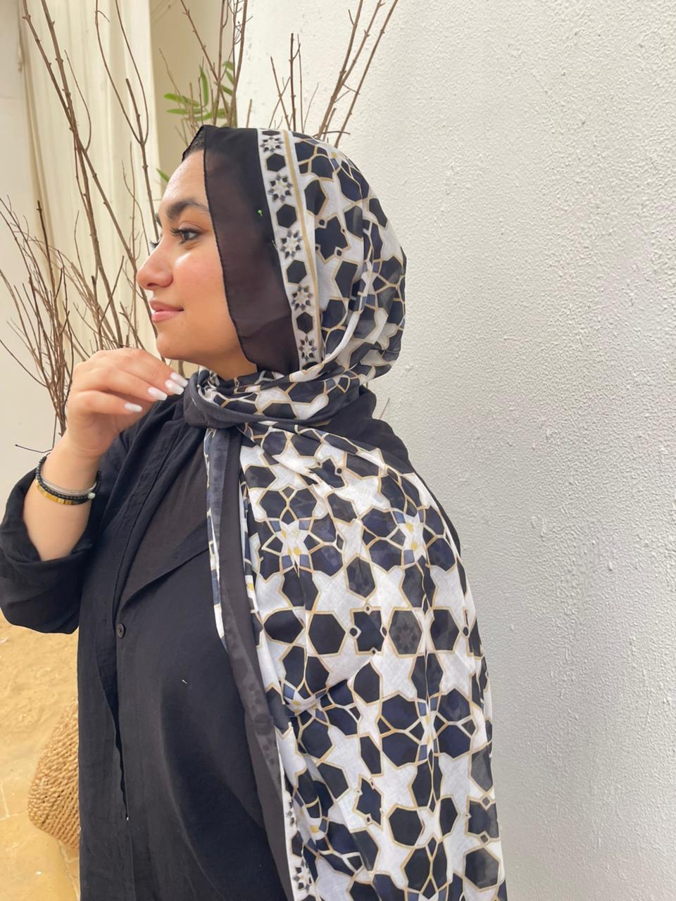 Serag scarf
